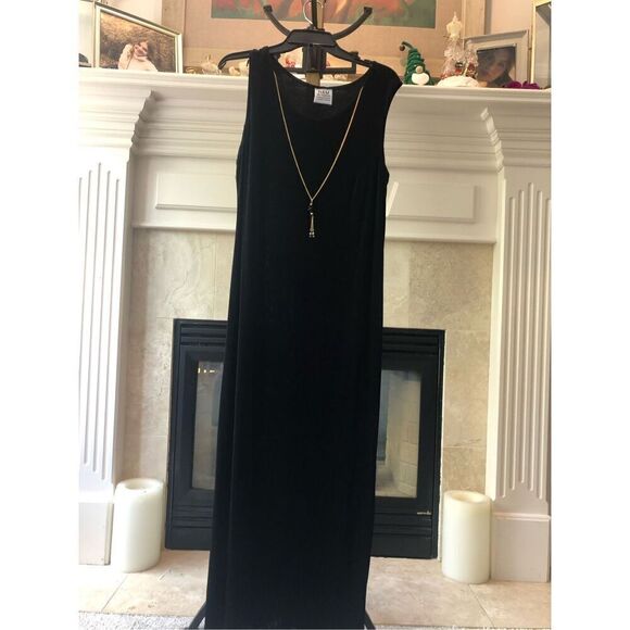 R&M Richards by Karen Kwong Women’s Black Elegant Tank Dress With Built in Neckl - Picture 1 of 6
